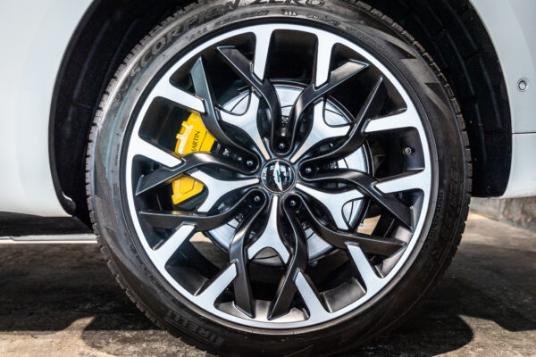 DBX 4.0 4WD