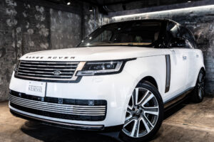 レンジローバー SV 3.0L P510e スタンダードホイールベース 4WD