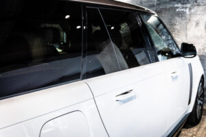 レンジローバー SV 3.0L P510e スタンダードホイールベース 4WD