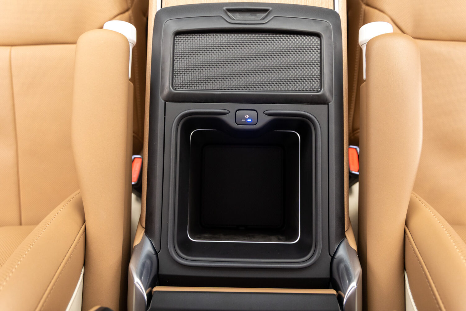 レンジローバー SV 3.0L P510e スタンダードホイールベース 4WD