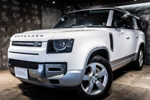 ディフェンダー130 ローンチエディション 3.0 D300 ディーゼル 4WD
