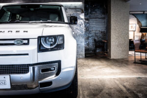 ディフェンダー130 ローンチエディション 3.0 D300 ディーゼル 4WD