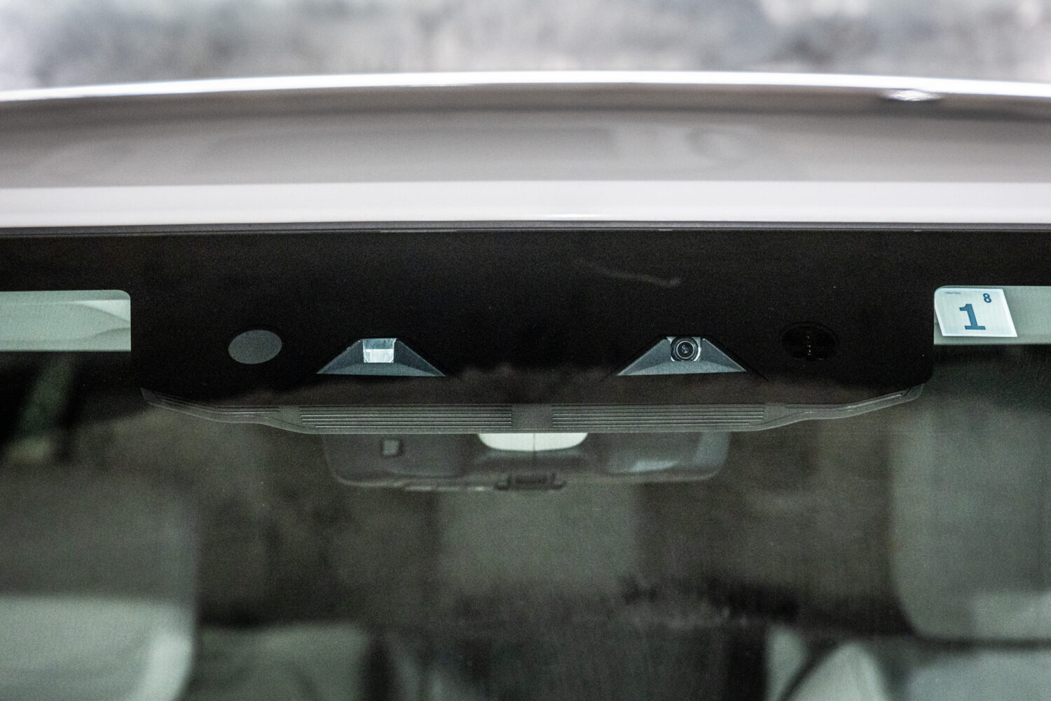 ディフェンダー130 ローンチエディション 3.0 D300 ディーゼル 4WD