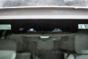 ディフェンダー130 ローンチエディション 3.0 D300 ディーゼル 4WD