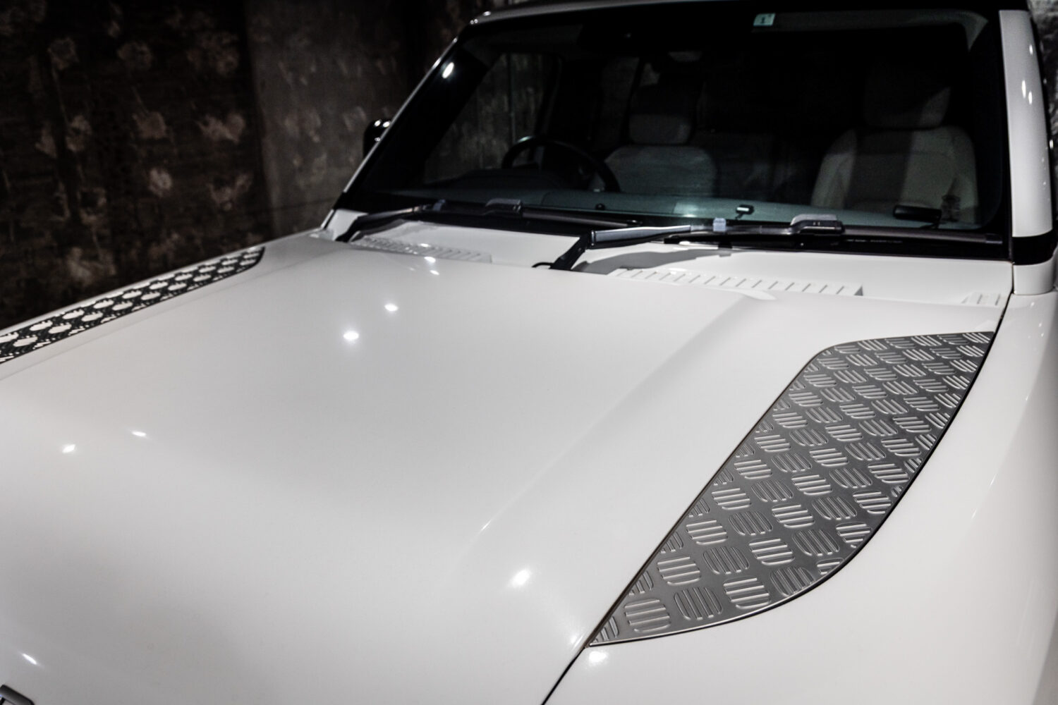 ディフェンダー130 ローンチエディション 3.0 D300 ディーゼル 4WD