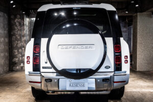 ディフェンダー130 ローンチエディション 3.0 D300 ディーゼル 4WD