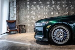 アルピナB7 ロングアルラット エグゼクティブラウンジ 4WD