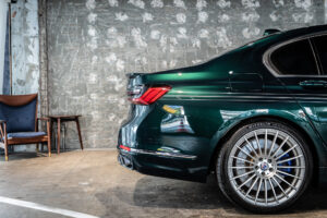 アルピナB7 ロングアルラット エグゼクティブラウンジ 4WD