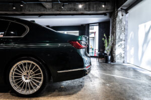 アルピナB7 ロングアルラット エグゼクティブラウンジ 4WD