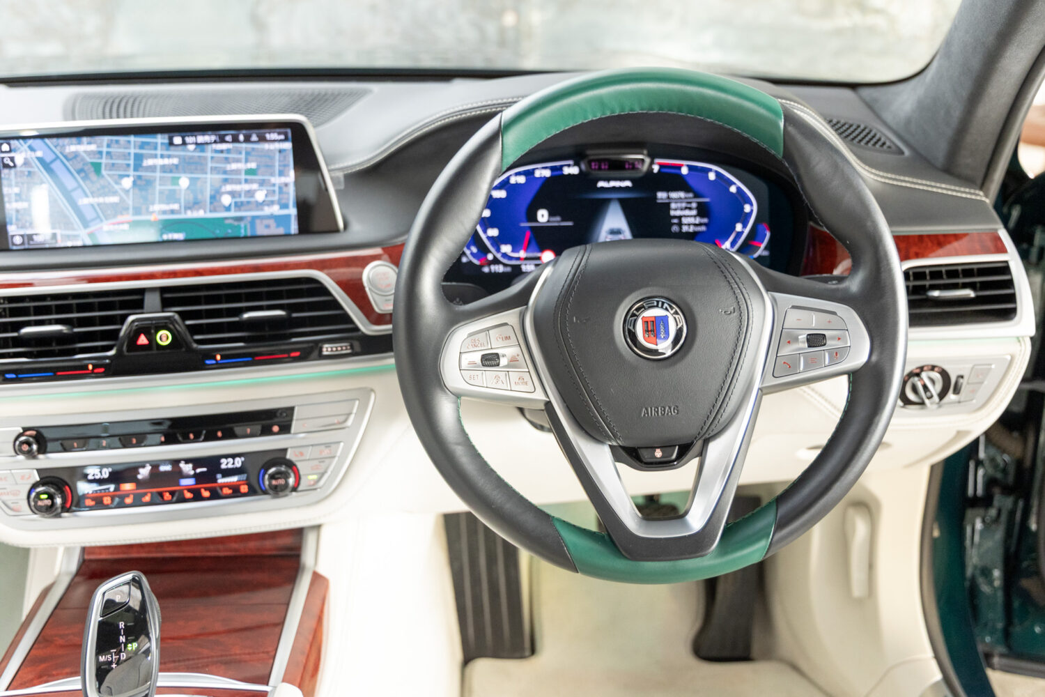 アルピナB7 ロングアルラット エグゼクティブラウンジ 4WD