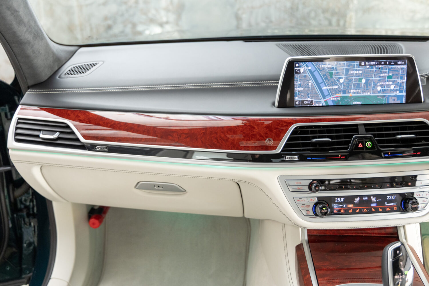 アルピナB7 ロングアルラット エグゼクティブラウンジ 4WD