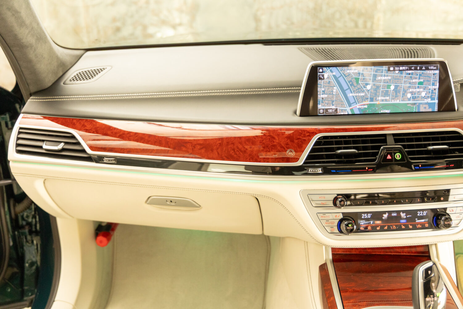 アルピナB7 ロングアルラット エグゼクティブラウンジ 4WD