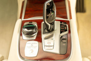 アルピナB7 ロングアルラット エグゼクティブラウンジ 4WD