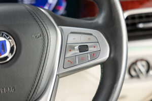 アルピナB7 ロングアルラット エグゼクティブラウンジ 4WD