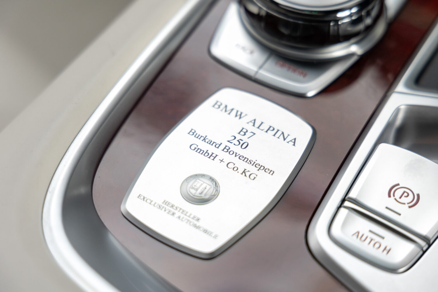 アルピナB7 ロングアルラット エグゼクティブラウンジ 4WD