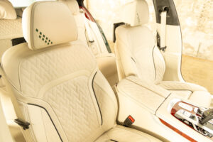 アルピナB7 ロングアルラット エグゼクティブラウンジ 4WD