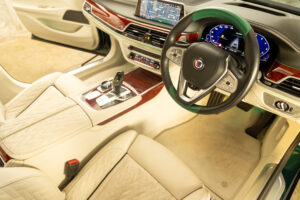 アルピナB7 ロングアルラット エグゼクティブラウンジ 4WD