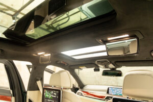 アルピナB7 ロングアルラット エグゼクティブラウンジ 4WD