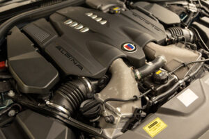 アルピナB7 ロングアルラット エグゼクティブラウンジ 4WD