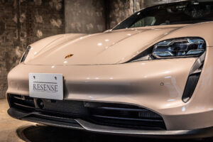 タイカン パフォーマンスBatteryプラス4+1シート