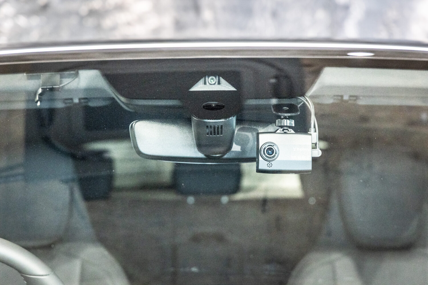 タイカンクロスツーリスモ 4 4+1シート 4WD