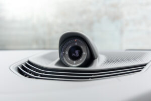 タイカンクロスツーリスモ 4 4+1シート 4WD