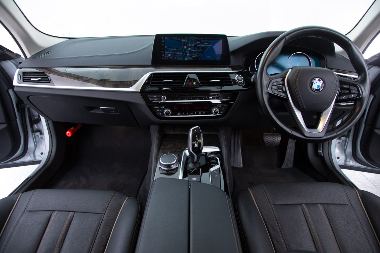 5シリーズ 523d ラグジュアリー ディーゼルターボ