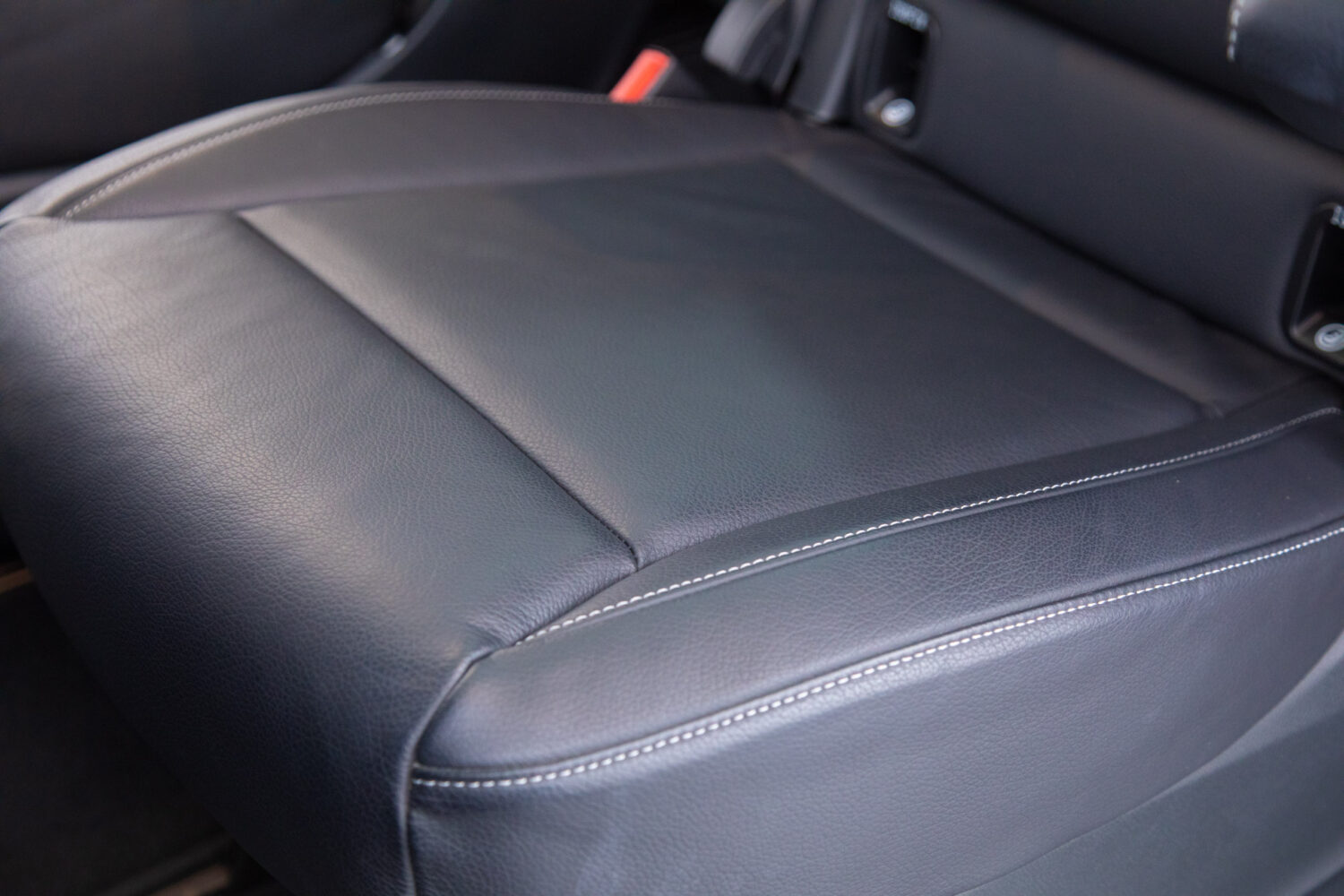 ベンツ Vクラス V220 d アバンギャルド ロング AMGラインパッケージ ディーゼルターボ