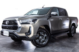 ハイラックス 2.4 Z ディーゼルターボ 4WD