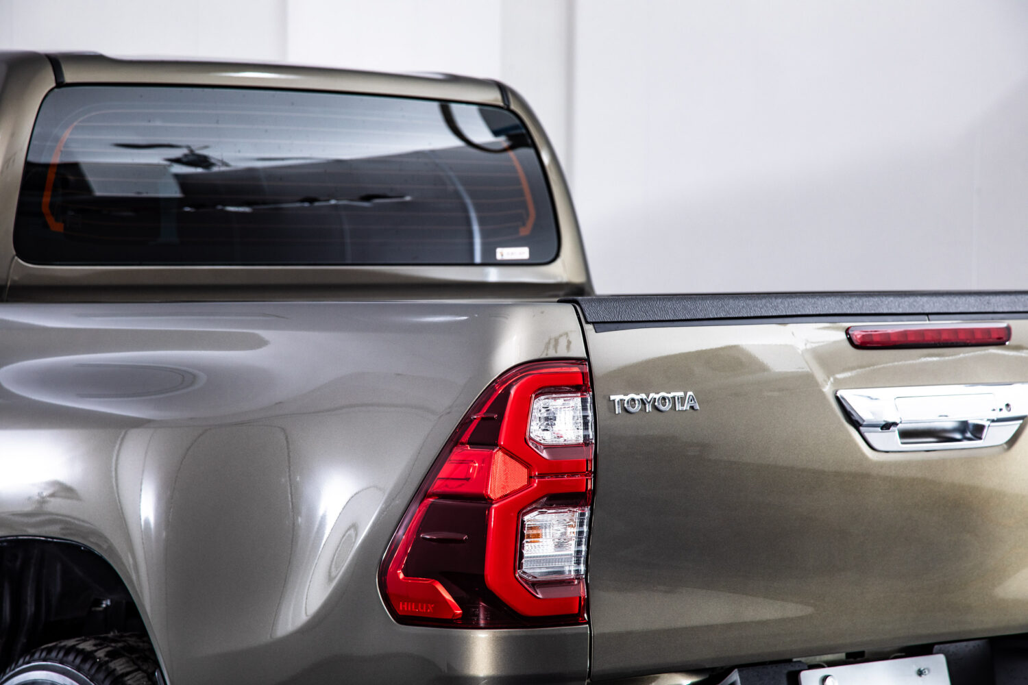 ハイラックス 2.4 Z ディーゼルターボ 4WD