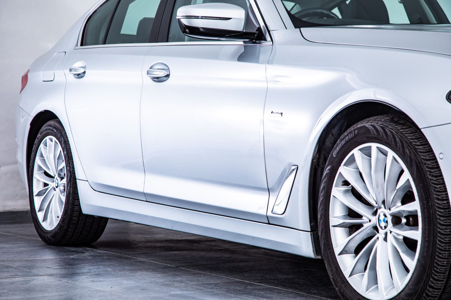 5シリーズ 523d ラグジュアリー ディーゼルターボ