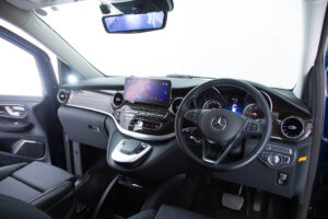 Vクラス V220 d アバンギャルド ロング ディーゼルターボ