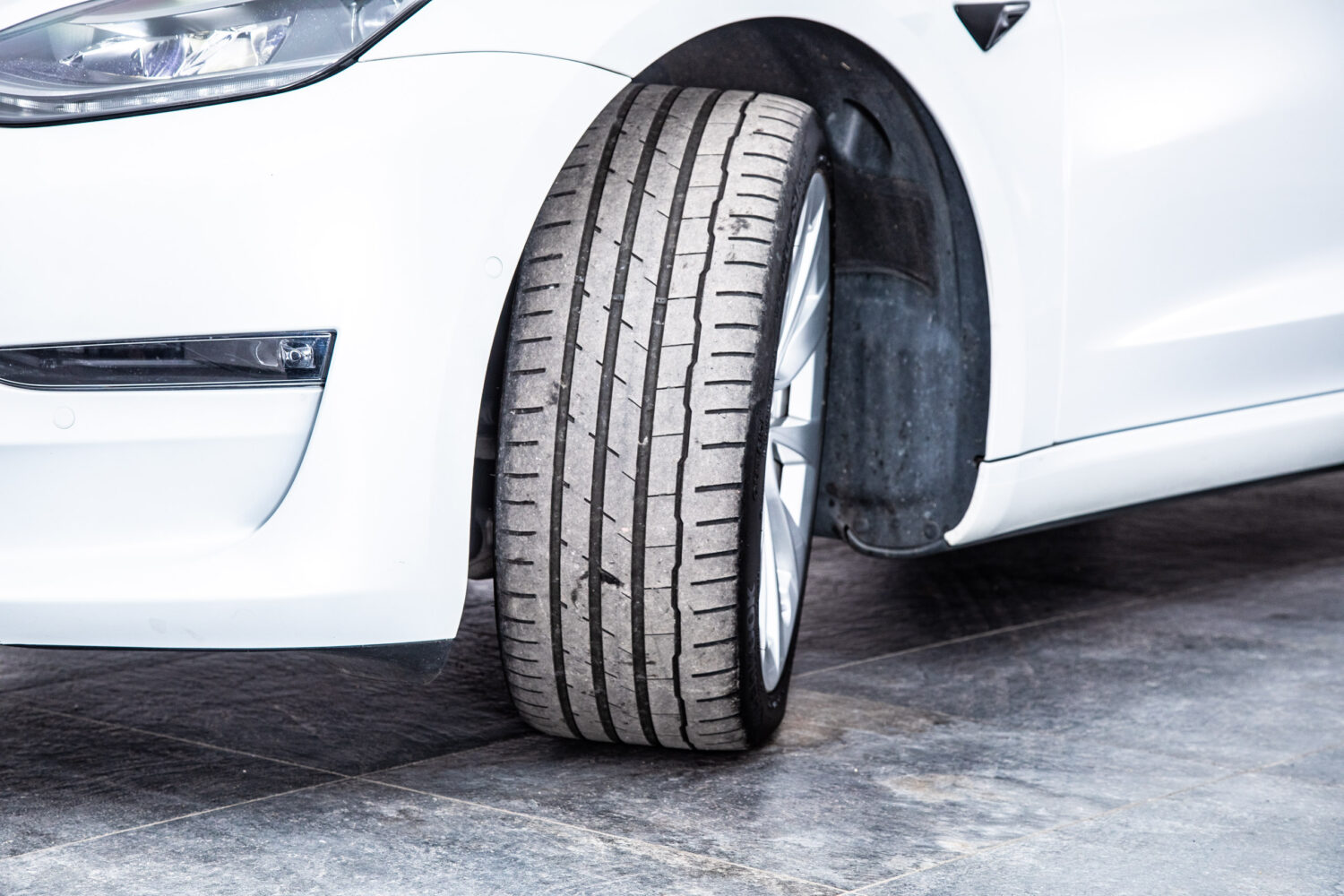 モデル3 ロングレンジ 4WD