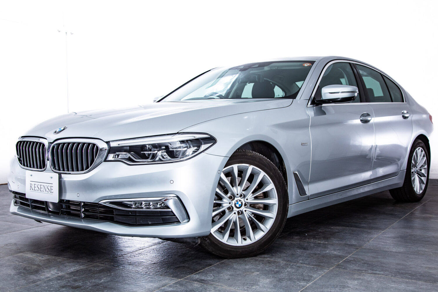 5シリーズ 523d ラグジュアリー ディーゼルターボ