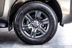 ハイラックス 2.4 Z ディーゼルターボ 4WD