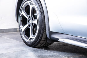 タイカンクロスツーリスモ 4 4+1シート 4WD