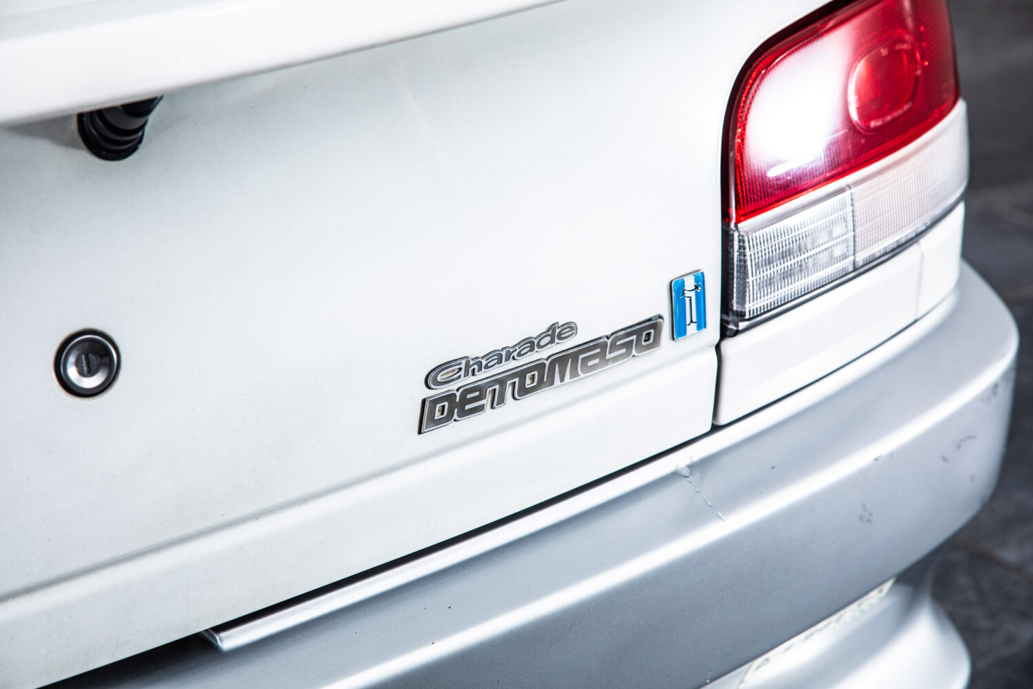 シャレード 1.6デ・トマソ ビアンカ