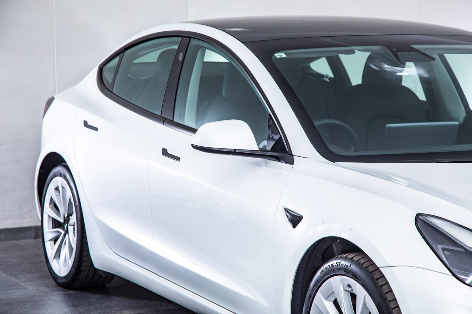 モデル3 ロングレンジ 4WD