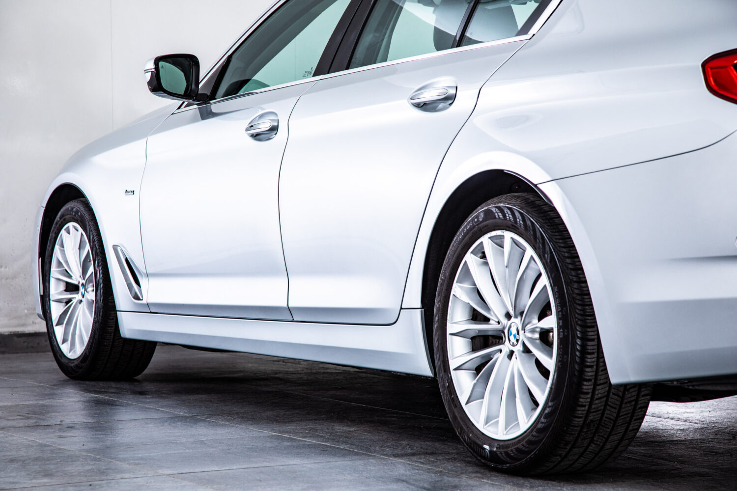 5シリーズ 523d ラグジュアリー ディーゼルターボ