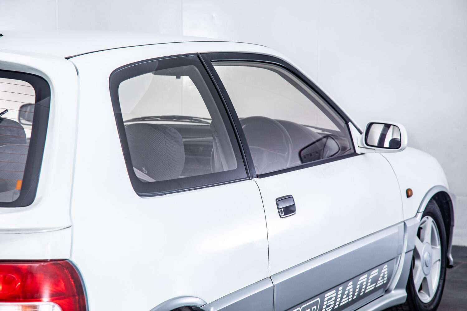 シャレード 1.6デ・トマソ ビアンカ