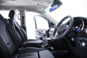 Vクラス V220 d アバンギャルド ロング ディーゼルターボ