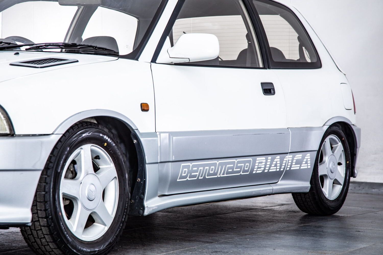 シャレード 1.6デ・トマソ ビアンカ