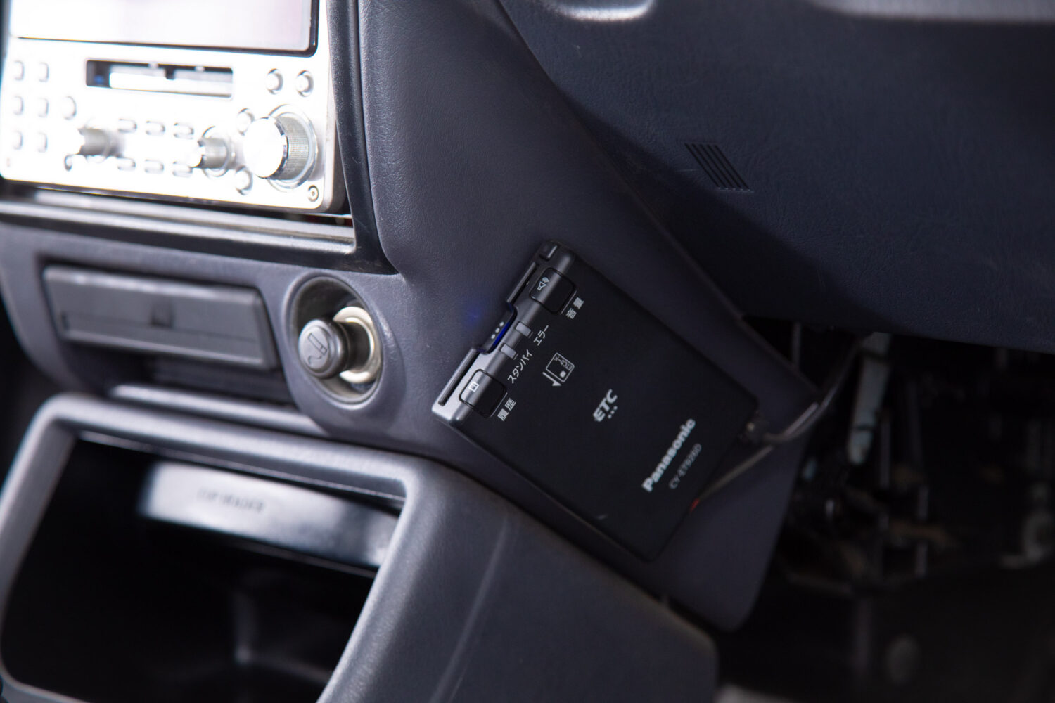 シャレード 1.6デ・トマソ ビアンカ