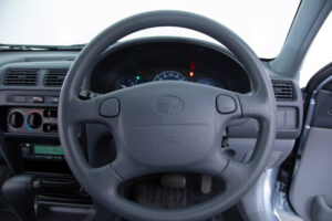 スターレット 5ドア 1.3ルフレ fリミテッド