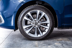 Vクラス V220 d アバンギャルド ロング ディーゼルターボ