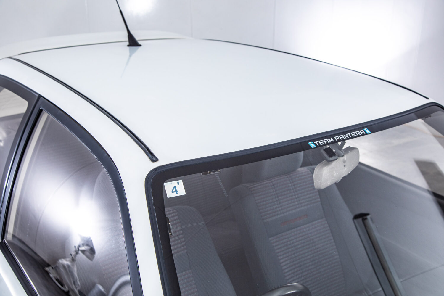 シャレード 1.6デ・トマソ ビアンカ