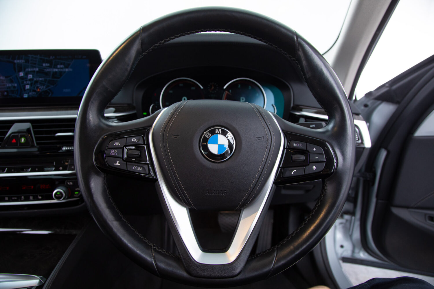 5シリーズ 523d ラグジュアリー ディーゼルターボ