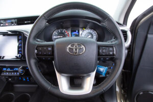 ハイラックス 2.4 Z ディーゼルターボ 4WD