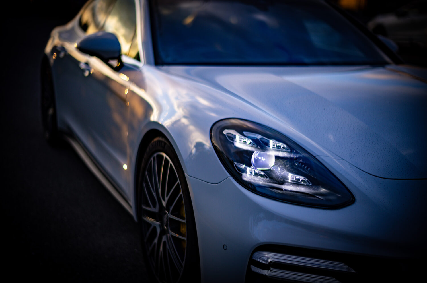 ポルシェ・パナメーラターボS(4WD/8AT)すべてが最高