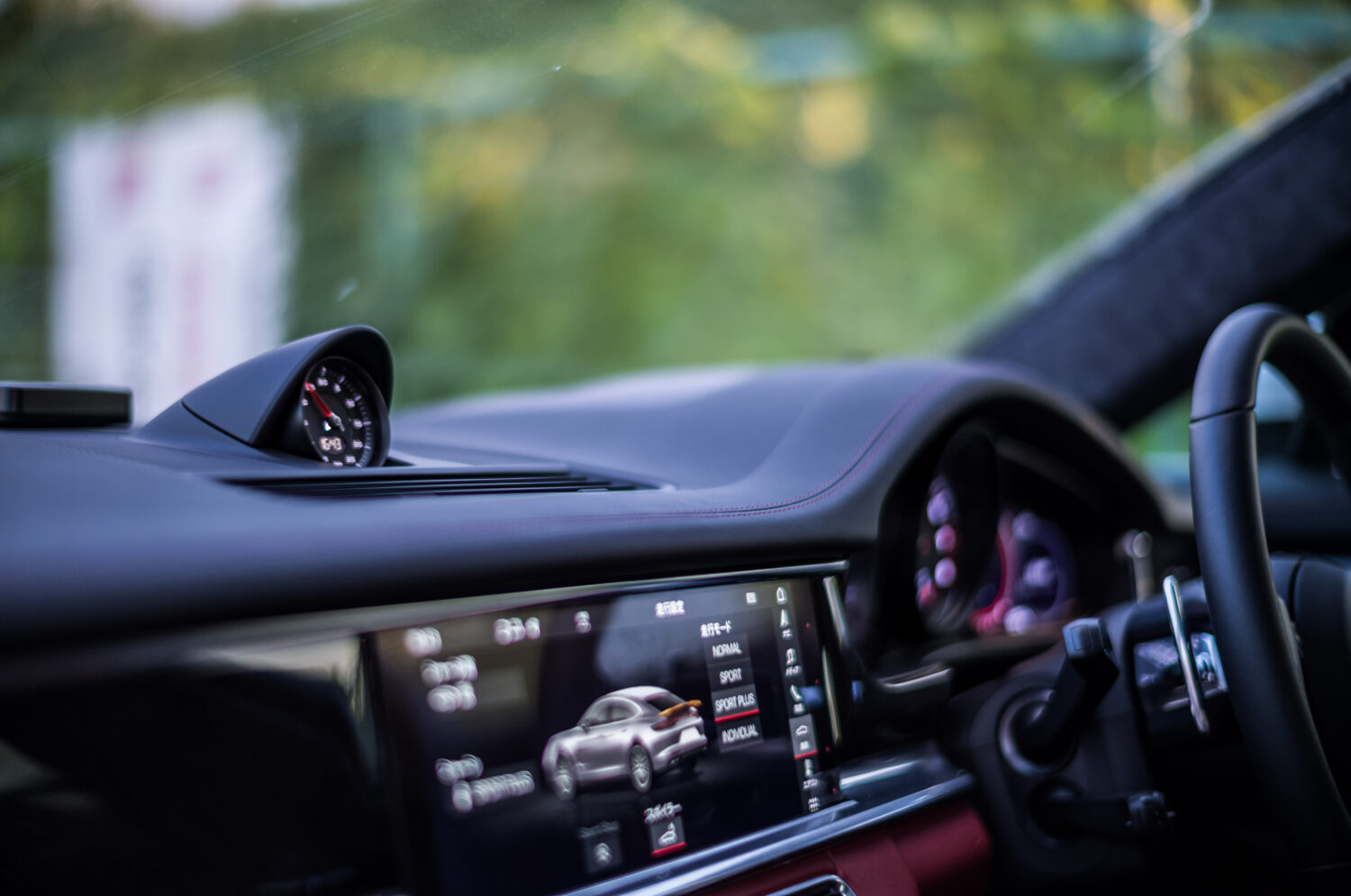 ポルシェ・パナメーラターボS(4WD/8AT)すべてが最高